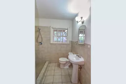 1004 E 38 1/2 Street, Austin, TX 78751 - Photo 8