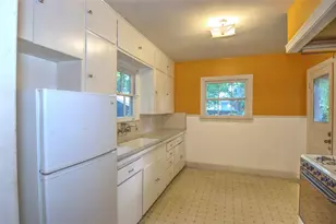 1004 E 38 1/2 St, Austin, TX 78751 - Photo 10