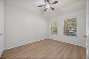 5833 Zachary Scott St, Austin, TX 78747 - Photo 12
