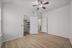 5833 Zachary Scott St, Austin, TX 78747 - Photo 16