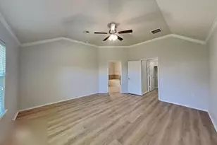 5833 Zachary Scott St, Austin, TX 78747 - Photo 10