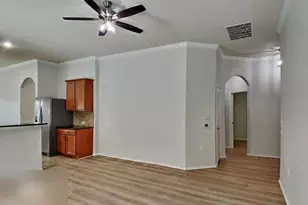 5833 Zachary Scott St, Austin, TX 78747 - Photo 4