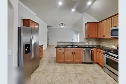 5833 Zachary Scott Street, Austin, TX 78747 - Photo 8
