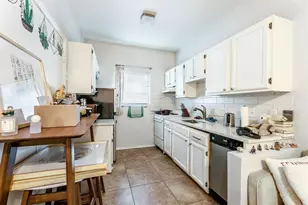 3206 King St, Austin, TX 78705 - Photo 2