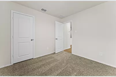 401 Wild Goose Drive, Luling, TX 78648 - Photo 8