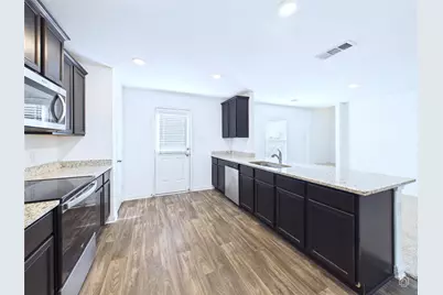 525 Riverdale Drive, Jarrell, TX 76537 - Photo 6