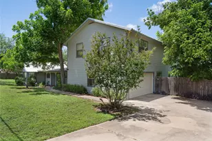 6448 River Oaks Dr, Kingsland, TX 78639 - Photo 4