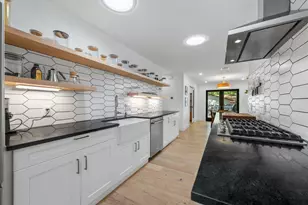 7504 Whispering Oaks Dr, Austin, TX 78745 - Photo 10