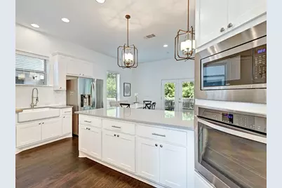 2400 Winsted Lane, Austin, TX 78703 - Photo 12