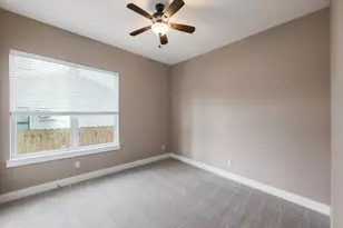 1704 Webberville Rd, Austin, TX 78721 - Photo 18