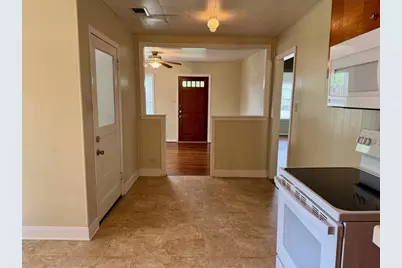 762 E Walnut Street, La Grange, TX 78945 - Photo 14