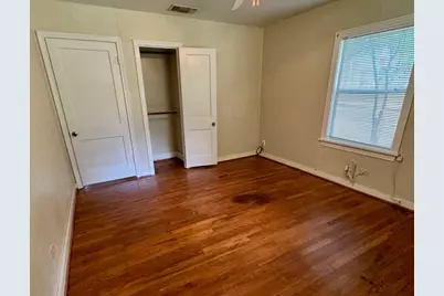 762 E Walnut Street, La Grange, TX 78945 - Photo 12