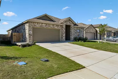 5801 Musquiz Ridge, Seguin, TX 78155 - Photo 2