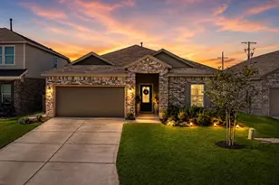 5801 Musquiz Rdg, Seguin, TX 78155 - Photo 1