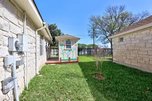 222 Village Dr, Georgetown, TX 78628 - Photo 30