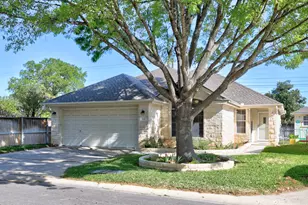 222 Village Dr, Georgetown, TX 78628 - Photo 2