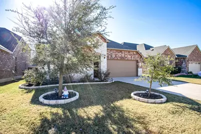 1721 Elaina Loop, Leander, TX 78641 - Photo 2