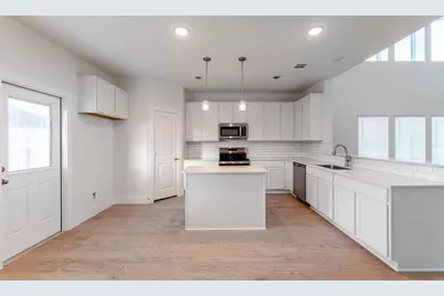 104 Old Silver Drive, Jarrell, TX 76537 - Photo 8