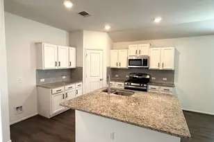15400 Summer Ray Dr, Del Valle, TX 78617 - Photo 4