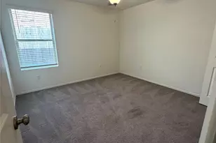 15400 Summer Ray Dr, Del Valle, TX 78617 - Photo 16