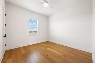 308 E 19th 1/2 St, Georgetown, TX 78626 - Photo 20