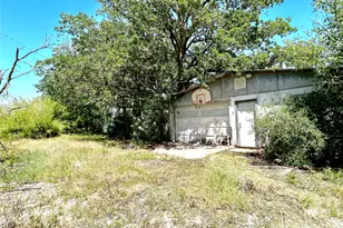 223 Foothill Rd, Bastrop, TX 78602 - Photo 16