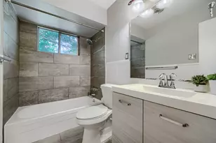 8308 Hathaway Dr, Austin, TX 78757 - Photo 8