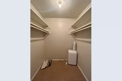 901 E 40th Street #304, Austin, TX 78751 - Photo 6