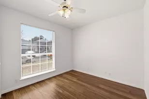 808 Minturn Ln, Austin, TX 78748 - Photo 8