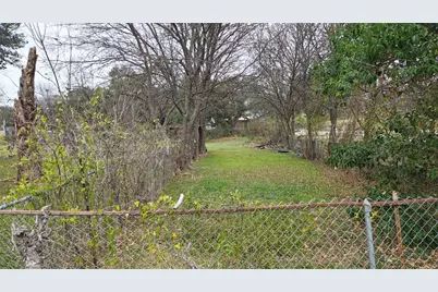 8613 Georgian Drive, Austin, TX 78753 - Photo 2