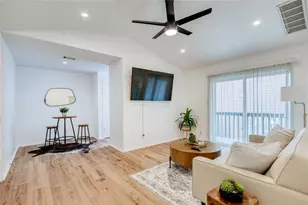 6903 Deatonhill Dr, Austin, TX 78745 - Photo 2