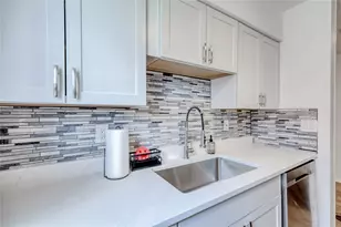 6903 Deatonhill Dr, Austin, TX 78745 - Photo 14