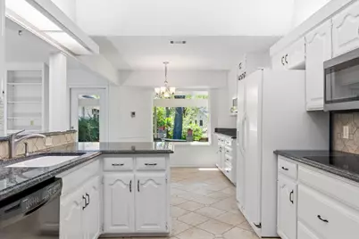 10712 Fountainbleu Circle, Austin, TX 78750 - Photo 16