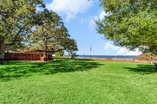 105 Agarita Dr, Burnet, TX 78611 - Photo 2