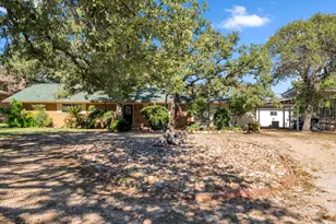 105 Agarita Dr, Burnet, TX 78611 - Photo 14