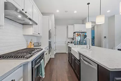 7124 Calpe Drive, Austin, TX 78739 - Photo 10