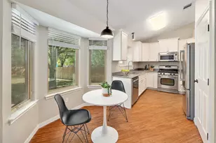 1206 Settlers Valley Dr, Pflugerville, TX 78660 - Photo 6