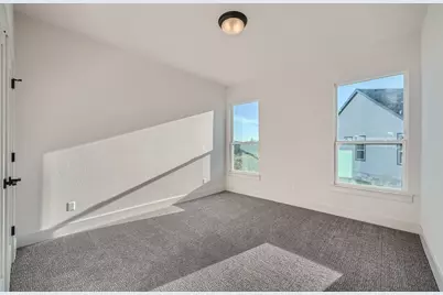 1531 N Red Bud Lane #27, Round Rock, TX 78665 - Photo 4