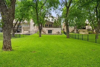 327 Meadowlakes Drive, Meadowlakes, TX 78654 - Photo 4