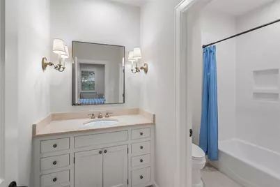 327 Meadowlakes Drive, Meadowlakes, TX 78654 - Photo 24