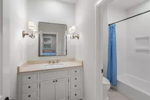 327 Meadowlakes Dr, Meadowlakes, TX 78654 - Photo 24
