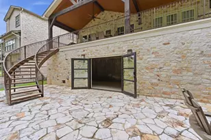 327 Meadowlakes Dr, Meadowlakes, TX 78654 - Photo 34