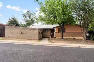 1179 Poquito St, Austin, TX 78702 - Photo 2