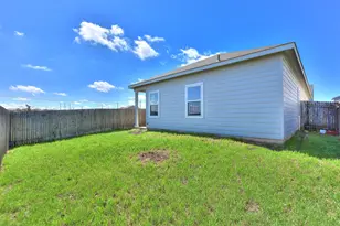 109 Helios Dr, Jarrell, TX 76537 - Photo 22