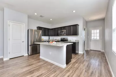 109 Helios Drive, Jarrell, TX 76537 - Photo 10