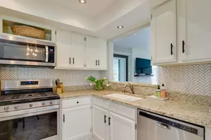 3203 Foster Ln, Austin, TX 78757 - Photo 12