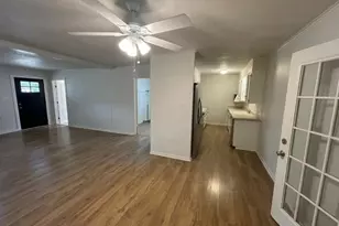 7603 Carriage Dr, Austin, TX 78752 - Photo 8