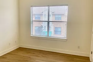 13420 Lyndhurst St, Austin, TX 78729 - Photo 12