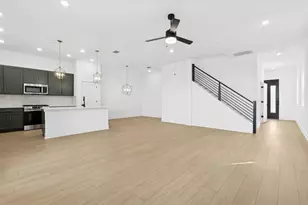 1020 Lucinda Williams Dr, Austin, TX 78744 - Photo 2