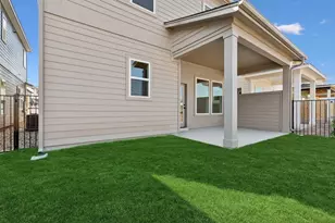 1020 Lucinda Williams Dr, Austin, TX 78744 - Photo 8